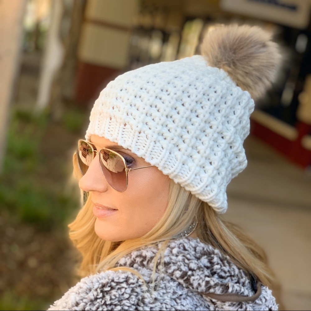 BRING THE WARMTH Ivory Knit Pom Beanie - Picture 2 of 7